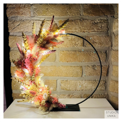 Ring droogbloemen met lichtjes 25cm